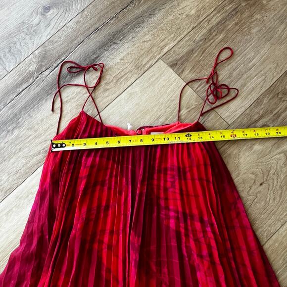 HALSTON HERITAGE Women’s Spaghetti Tie Strap Pleated Dress Size 4 In Poppy - Picture 5 of 8